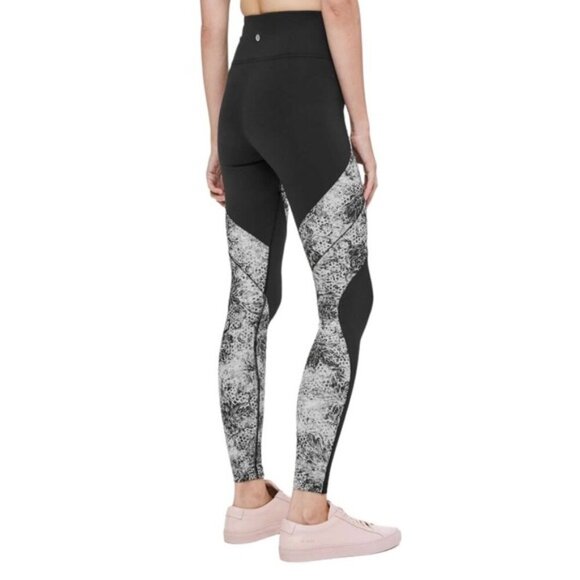 Lululemon Sweat & Repeat Tight *28"Black / Serigraph Starlight Black Multi sz 8 - Picture 3 of 10